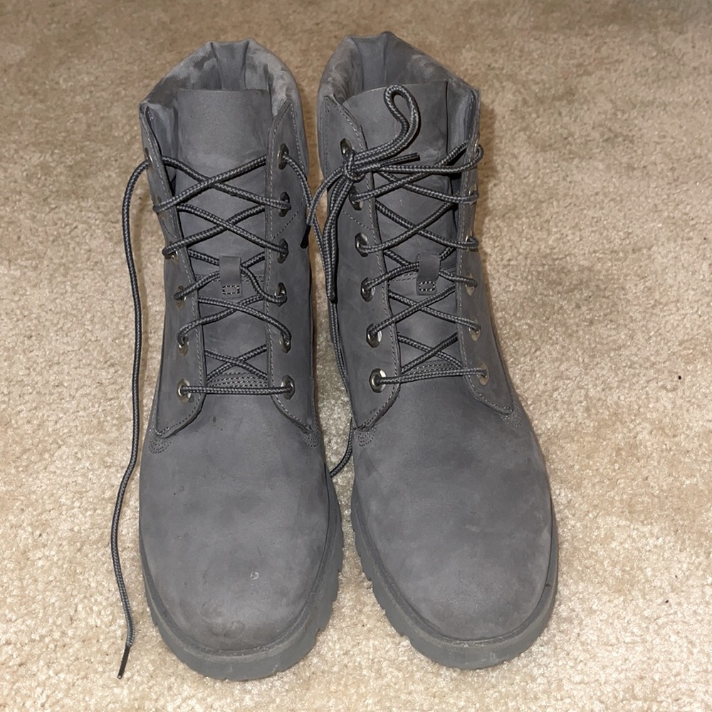Timberland Women's Linden Woods Waterproof 6 Inch Boot barely worn